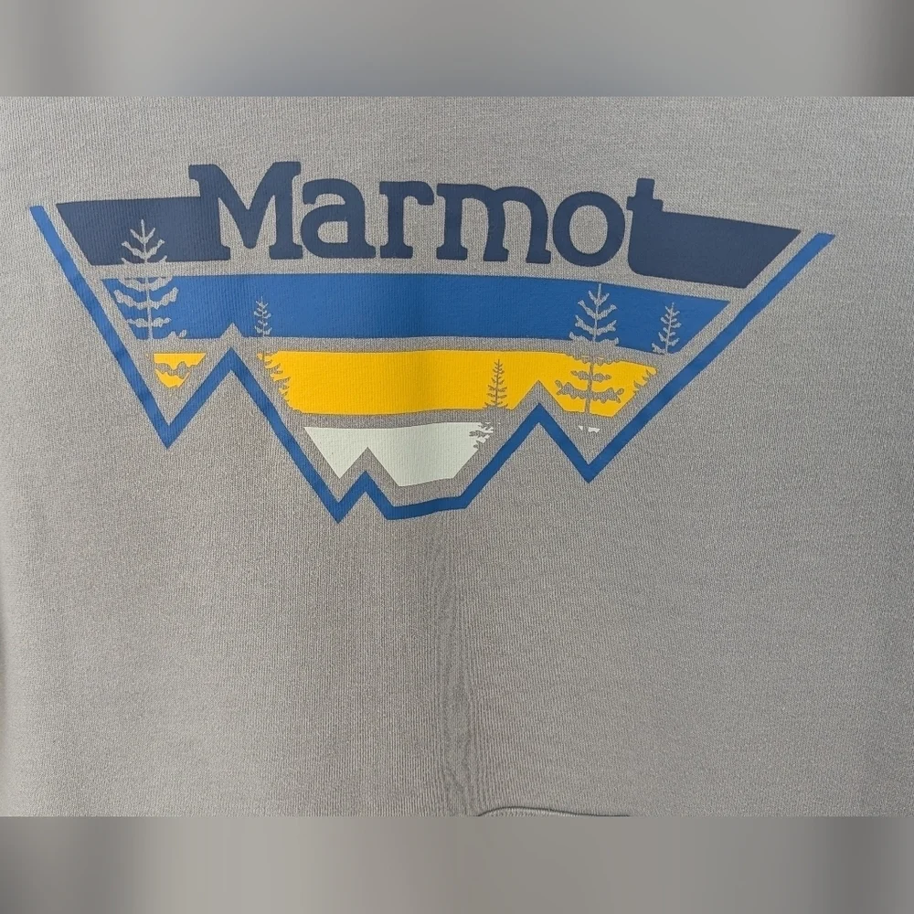 Marmot  Hooded  Pullover Sweatshirt Man's Size M